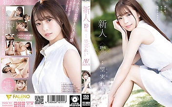 新人 19歳 望実れい AV DEBUT