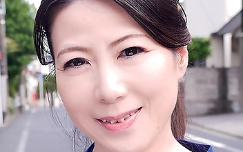美麗熟女 忍（52歳）