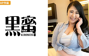 黒蜜 しずか（34）