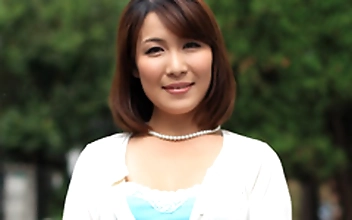 旦那が出張中の奥さんとガチ交渉！1度きりの割り切り不倫！ほのか30歳