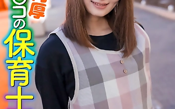 土手高肉厚名器マ○コの保育士！優しい筆おろしSEX