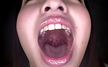 「お兄ちゃん息あげる」主観口臭嗅がせ 宮沢ゆかり