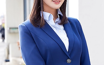 一流企業で働くエリートOL【ゆう】さん マジックミラー号 「下着メーカーのモニター調査」と称して生おっぱいをモミモミしながらインタビュー 清純そうな見た目からは想像もつかない超ドえろ発言連発！敏感な美乳をもみほぐされて激ピストンでイキまくり！