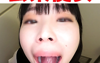 【トイレ連れ込みフェラ／個人撮影】Kちゃん（23）